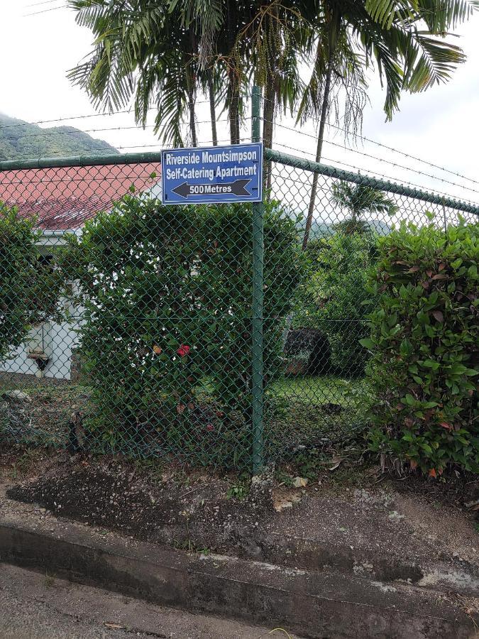 Riverside Mount Simpson - Seychelles Island โบวาลง ภายนอก รูปภาพ